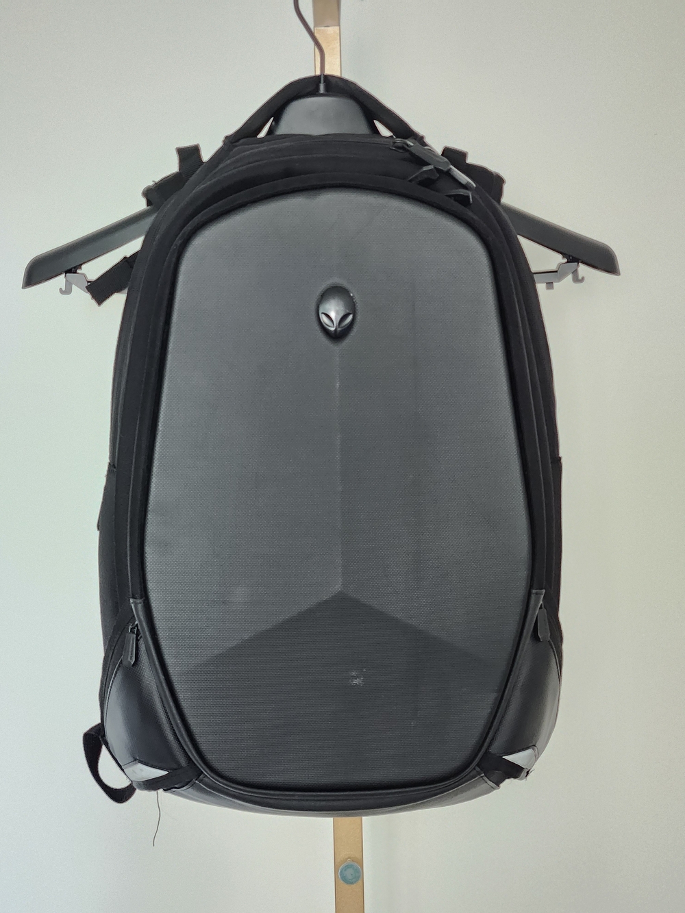 Alienware Vindicator Gaming Laptop Backpack